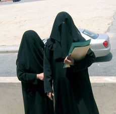Saudi Izinkan Wanita Berdakwah di Masjid